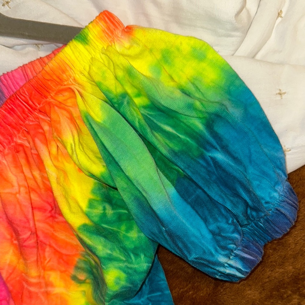 Vibrant Tie-Dye Off-Shoulder Top - Picture 4 of 4